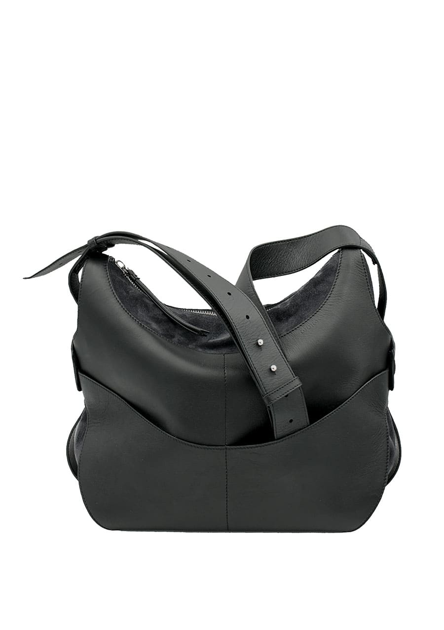 Grande besace en cuir image 2 grande besace I cuir de veau upcyclé I 10-03-53 I vue de face I Label AÉ Paris