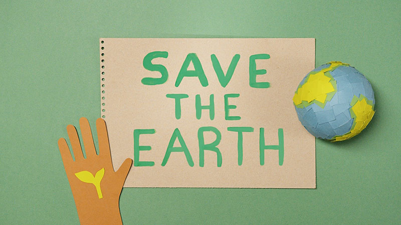 Image mettant en avant la phrase « Save the earth »